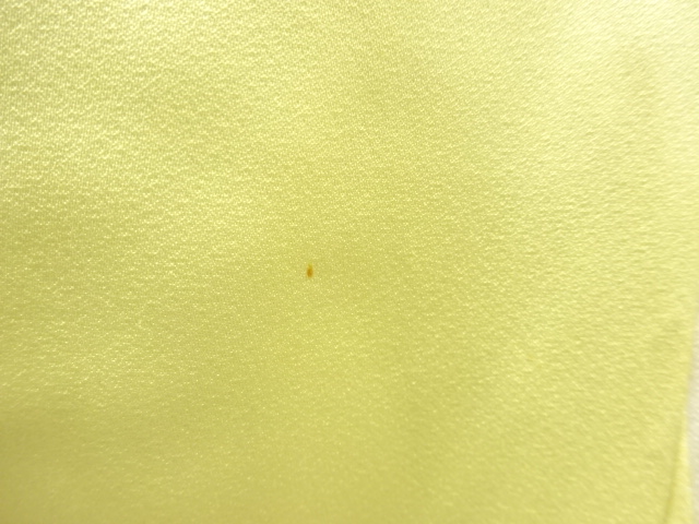  手箱に草花模様訪問着